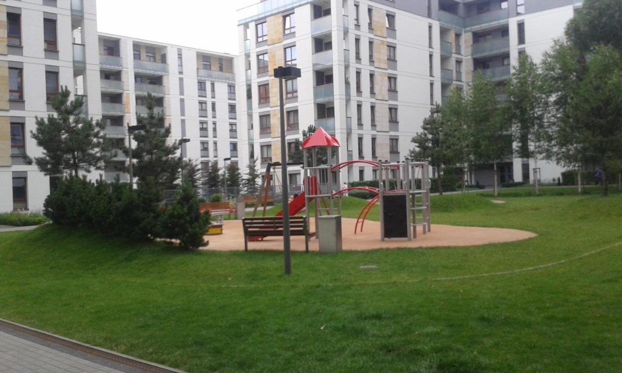 Zoliborz Green Garden Apartment ワルシャワ エクステリア 写真