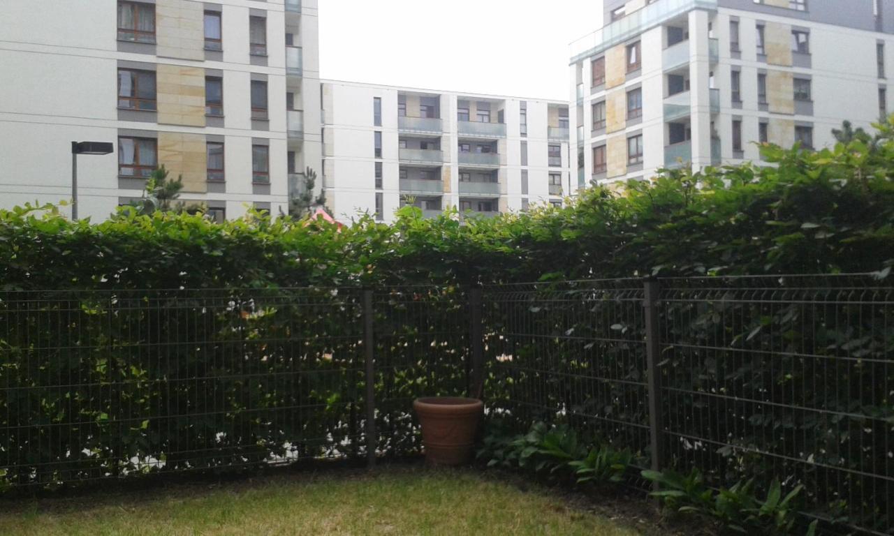 Zoliborz Green Garden Apartment ワルシャワ エクステリア 写真