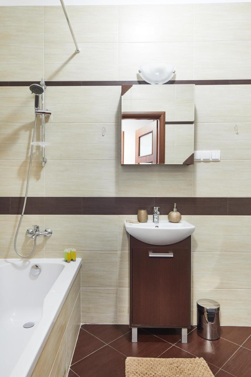 Zoliborz Green Garden Apartment ワルシャワ エクステリア 写真