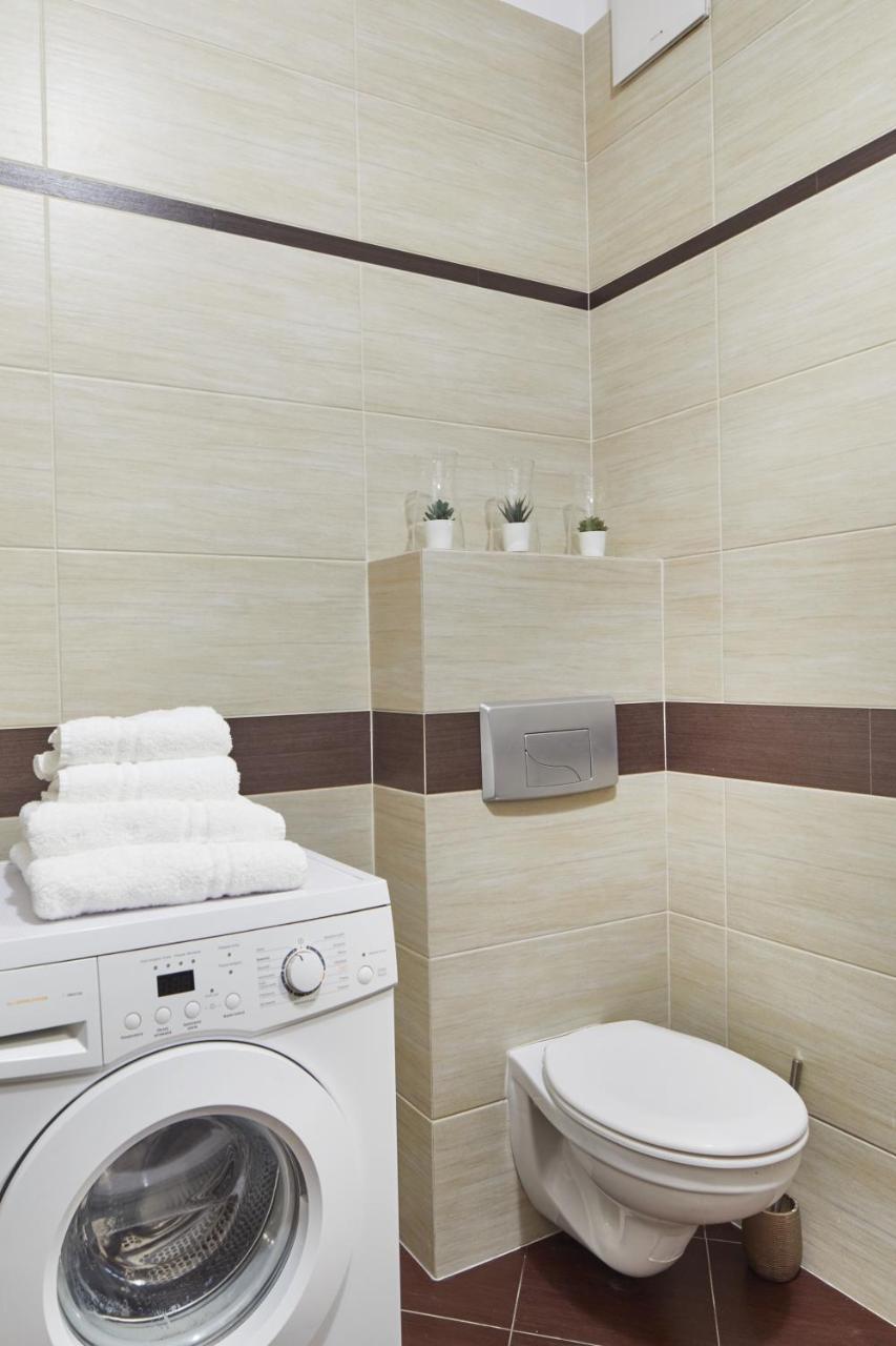Zoliborz Green Garden Apartment ワルシャワ エクステリア 写真