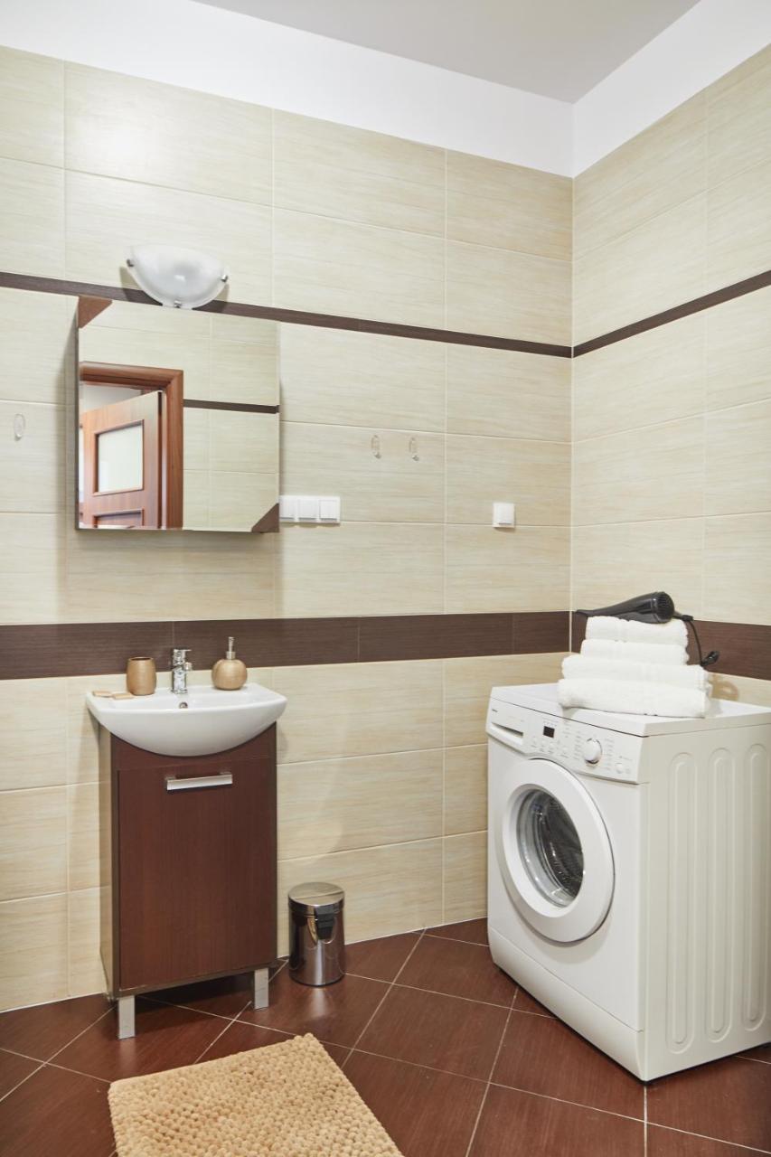 Zoliborz Green Garden Apartment ワルシャワ エクステリア 写真