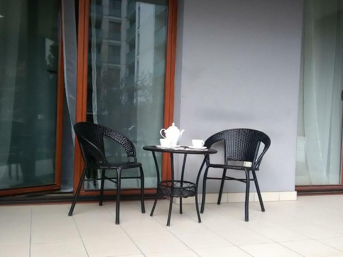 Zoliborz Green Garden Apartment ワルシャワ エクステリア 写真